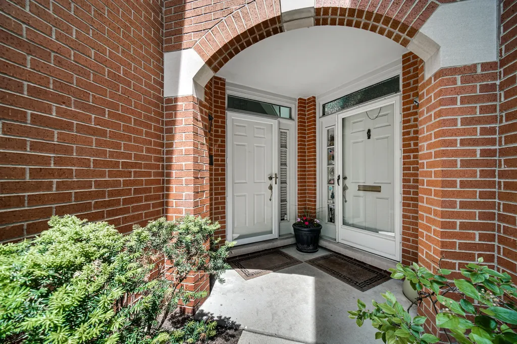 4252 West Harrington Lane Chicago IL 60646