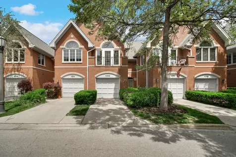 4252 West Harrington Lane Chicago IL 60646