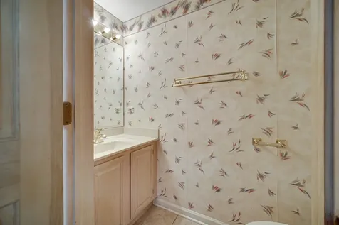 4252 West Harrington Lane Chicago IL 60646