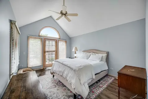 4252 West Harrington Lane Chicago IL 60646