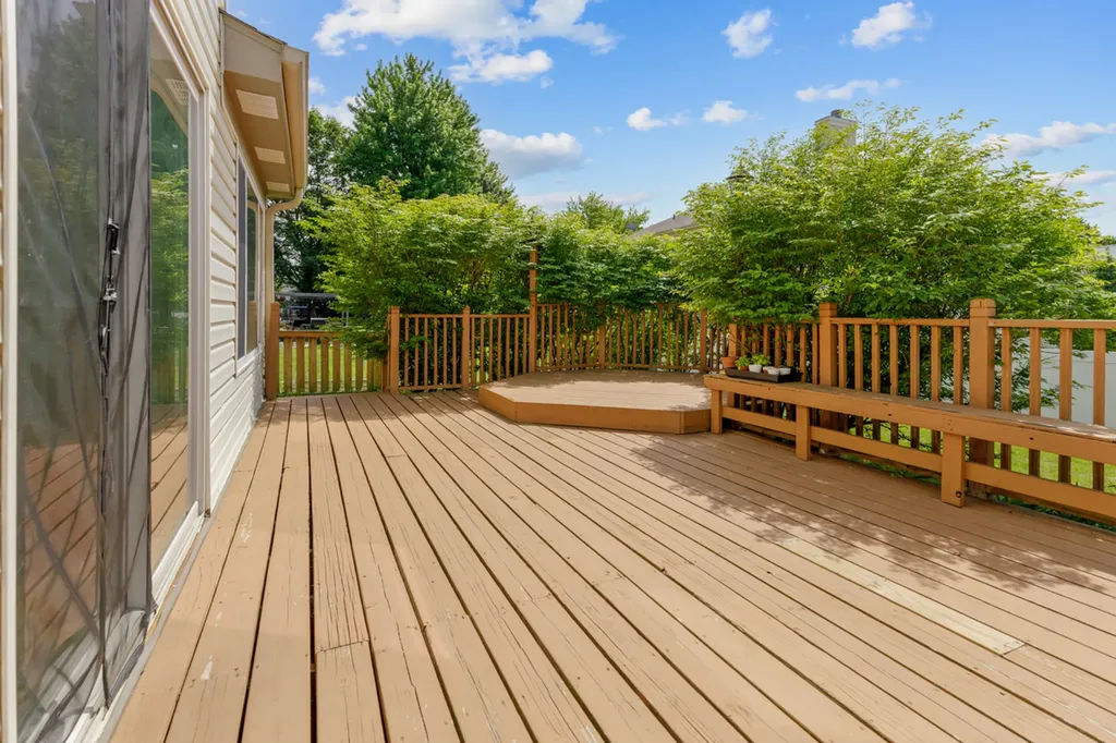 3109 Stratton Lane Aurora IL 60502