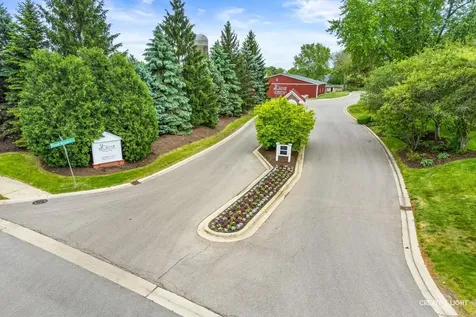 3112 Turnberry Road St. Charles IL 60174