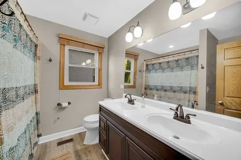 2300 Appleby Drive Wheaton IL 60189