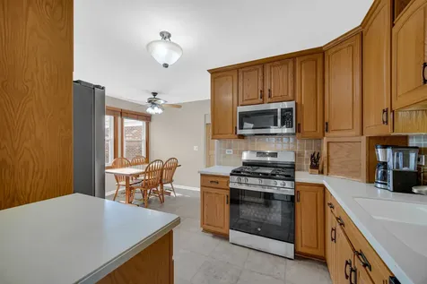 2300 Appleby Drive Wheaton IL 60189