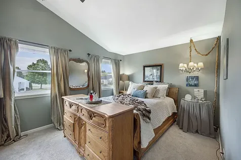 2000 Serenity Lane Woodstock IL 60098