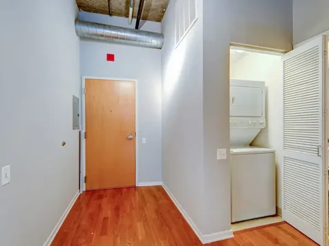 900 North Kingsbury Street Chicago IL 60610