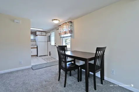 2031 Gilboa Avenue Zion IL 60099