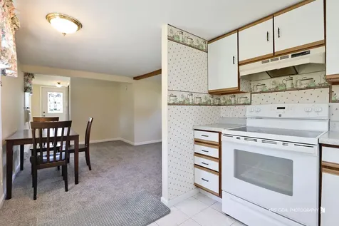 2031 Gilboa Avenue Zion IL 60099