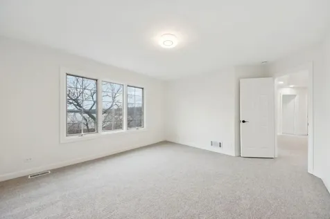 1022 Oakland Drive Barrington IL 60010