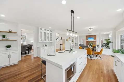 1022 Oakland Drive Barrington IL 60010