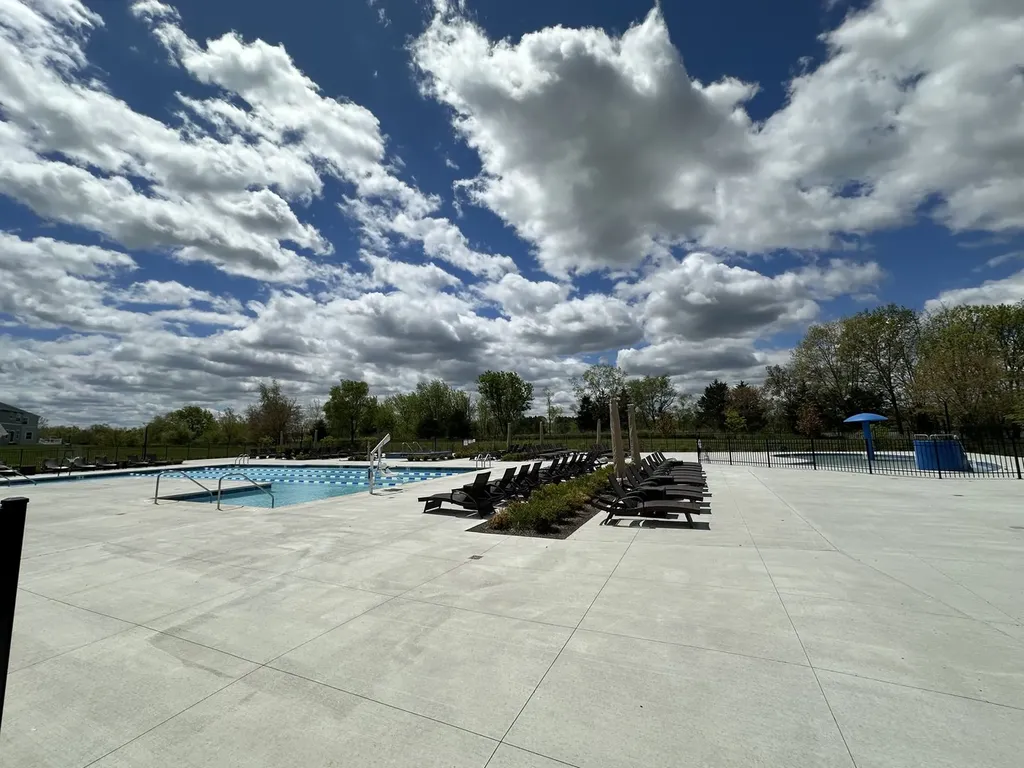1013 Club Lake Drive Antioch IL 60002