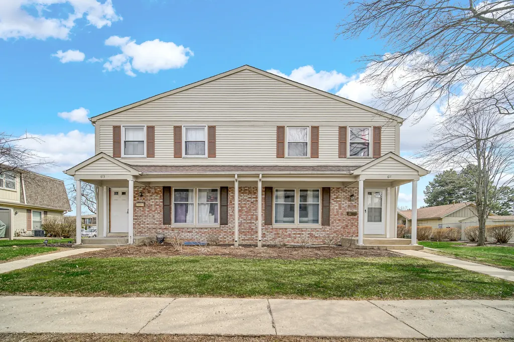 611 Kendall Court Schaumburg IL 60194