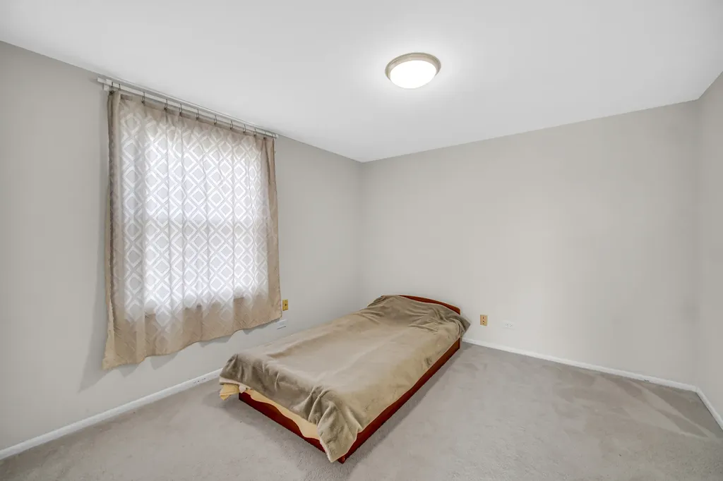 611 Kendall Court Schaumburg IL 60194