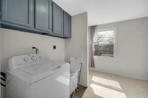 611 Kendall Court Schaumburg IL 60194