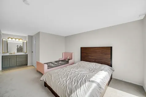 611 Kendall Court Schaumburg IL 60194