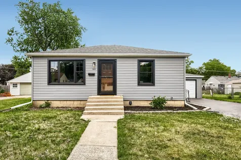 1303 Schriber Avenue Joliet IL 60435