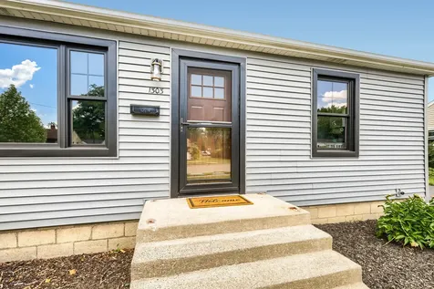 1303 Schriber Avenue Joliet IL 60435