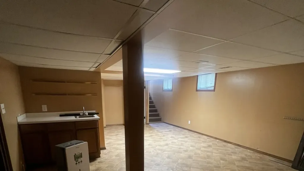 814 Iowa Avenue Aurora IL 60506