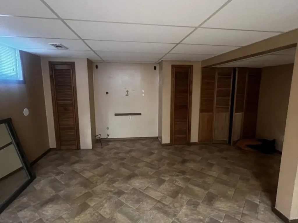 814 Iowa Avenue Aurora IL 60506