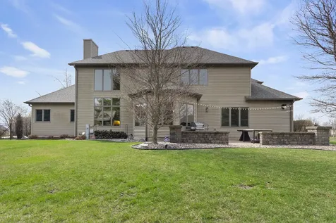 605 Independence Avenue Sycamore IL 60178