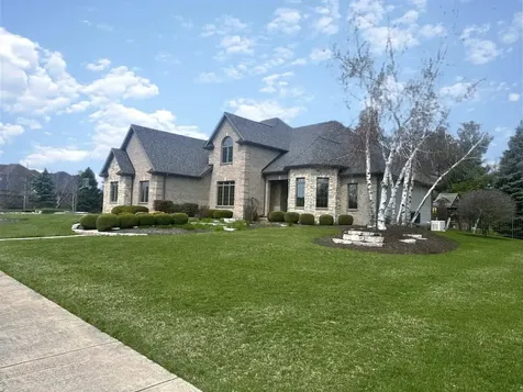 605 Independence Avenue Sycamore IL 60178