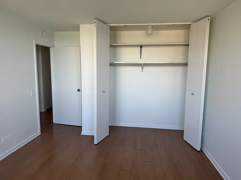 4850 South Lake Park Avenue Chicago IL 60615