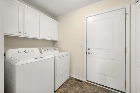 1418 Beach Lane Sycamore IL 60178