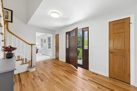 36W793 Red Gate Court St. Charles IL 60175