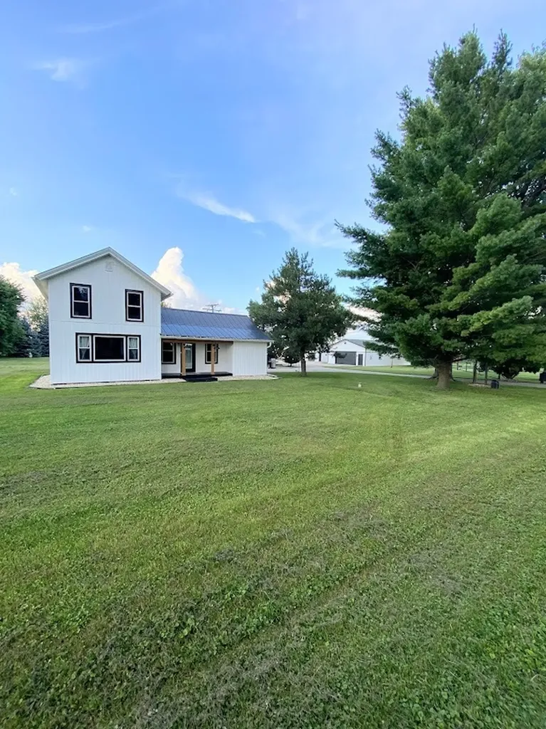 24308 Dunham Road Harvard IL 60033