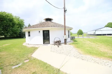 24308 Dunham Road Harvard IL 60033