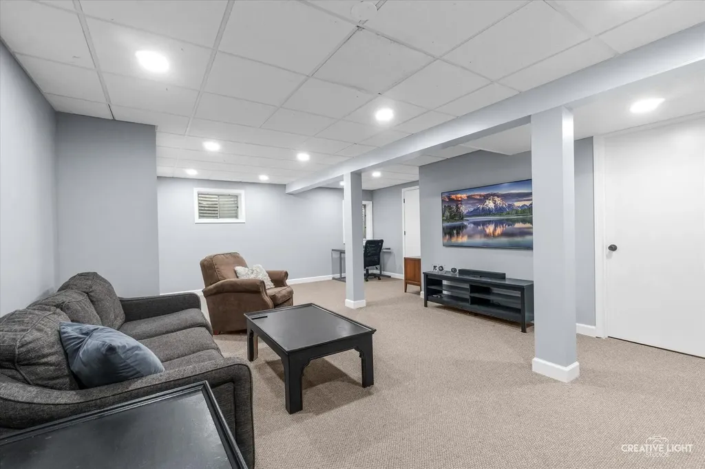 1611 Conan Doyle Road Naperville IL 60564