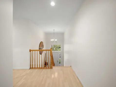 377 Bay Tree Circle Vernon Hills IL 60061