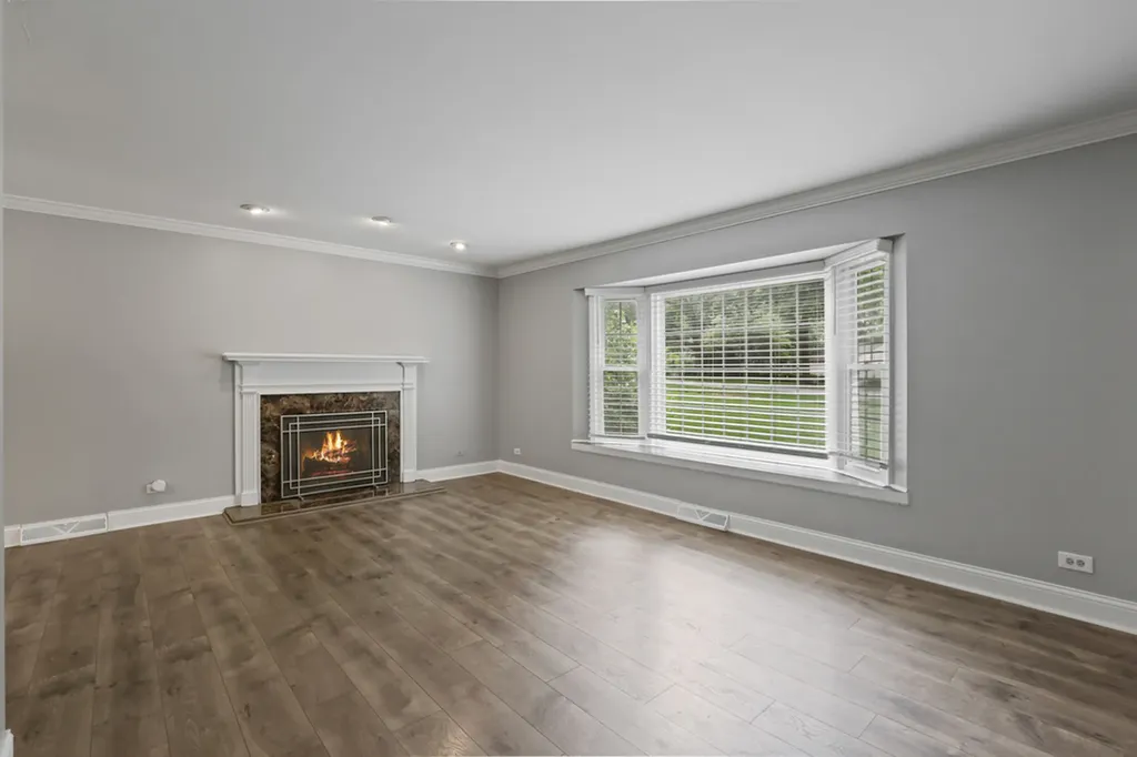 6S415 Concord Road Naperville IL 60540