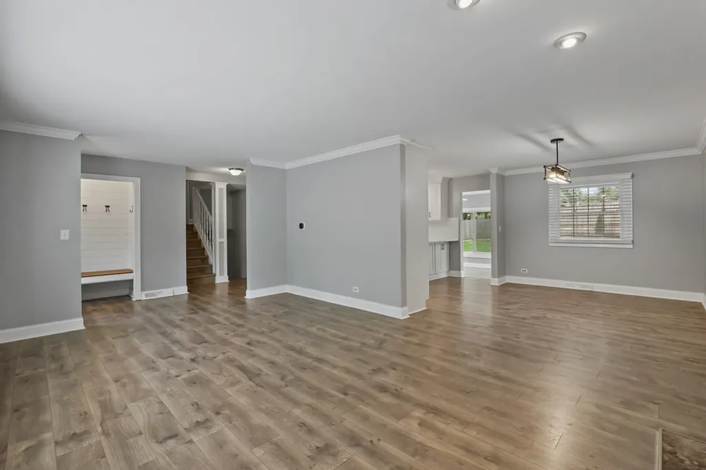 6S415 Concord Road Naperville IL 60540