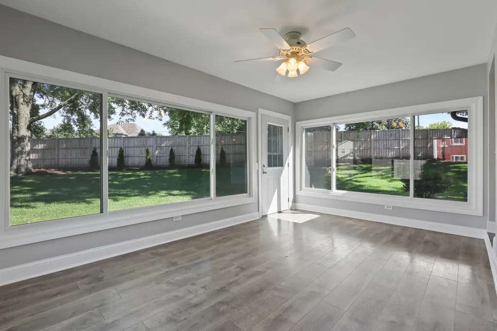 6S415 Concord Road Naperville IL 60540