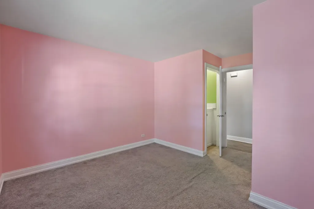6S415 Concord Road Naperville IL 60540