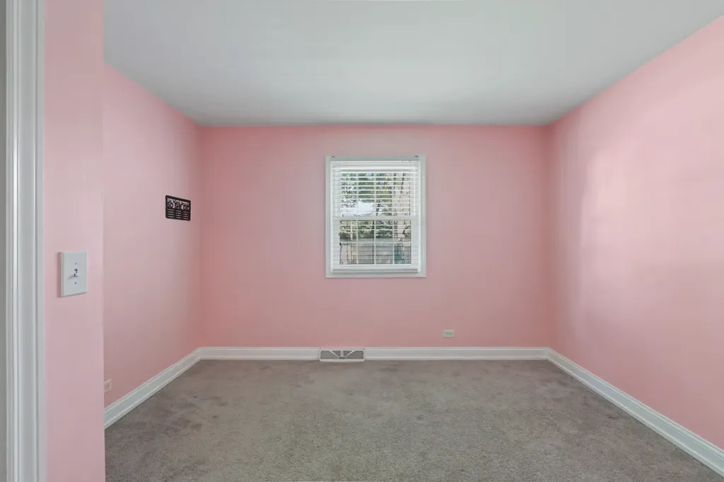 6S415 Concord Road Naperville IL 60540