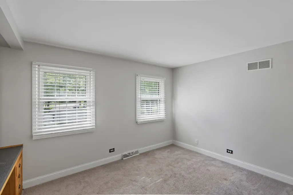6S415 Concord Road Naperville IL 60540