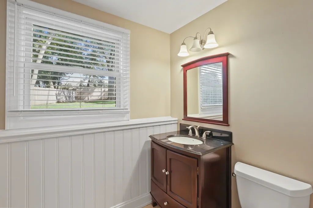 6S415 Concord Road Naperville IL 60540