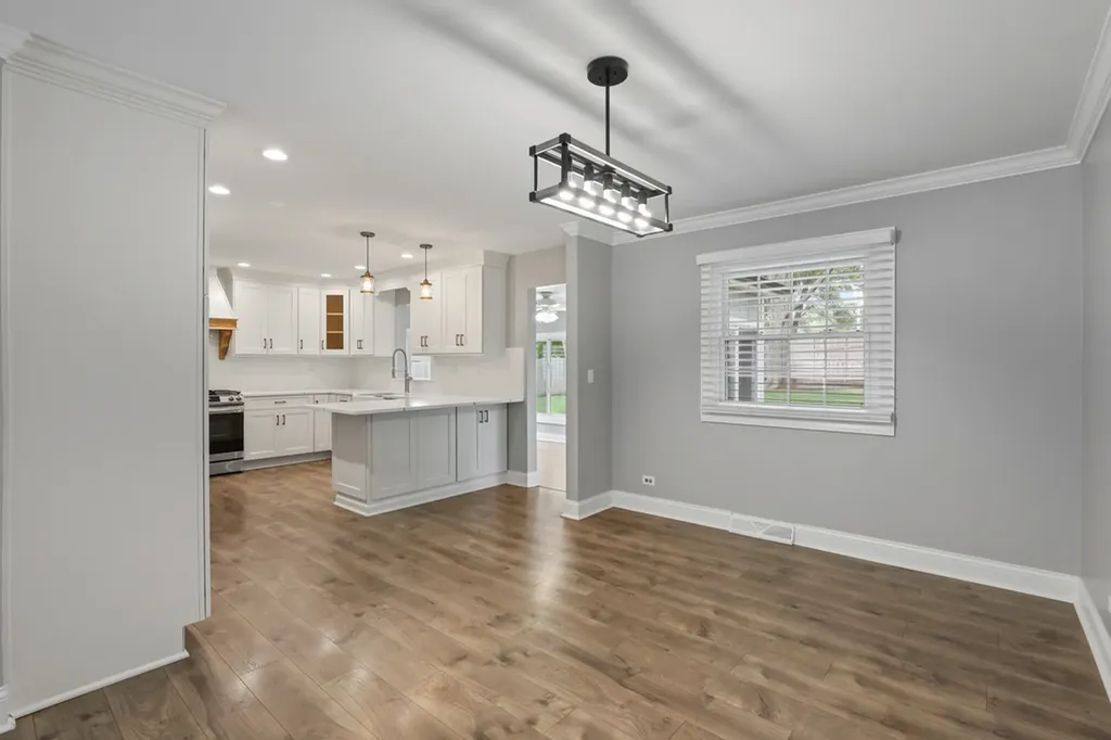 6S415 Concord Road Naperville IL 60540