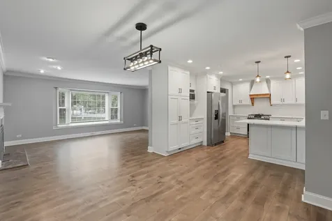 6S415 Concord Road Naperville IL 60540