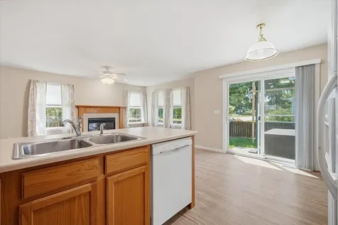 311 Old Farm Road Bloomington IL 61704