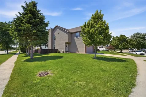 311 Old Farm Road Bloomington IL 61704