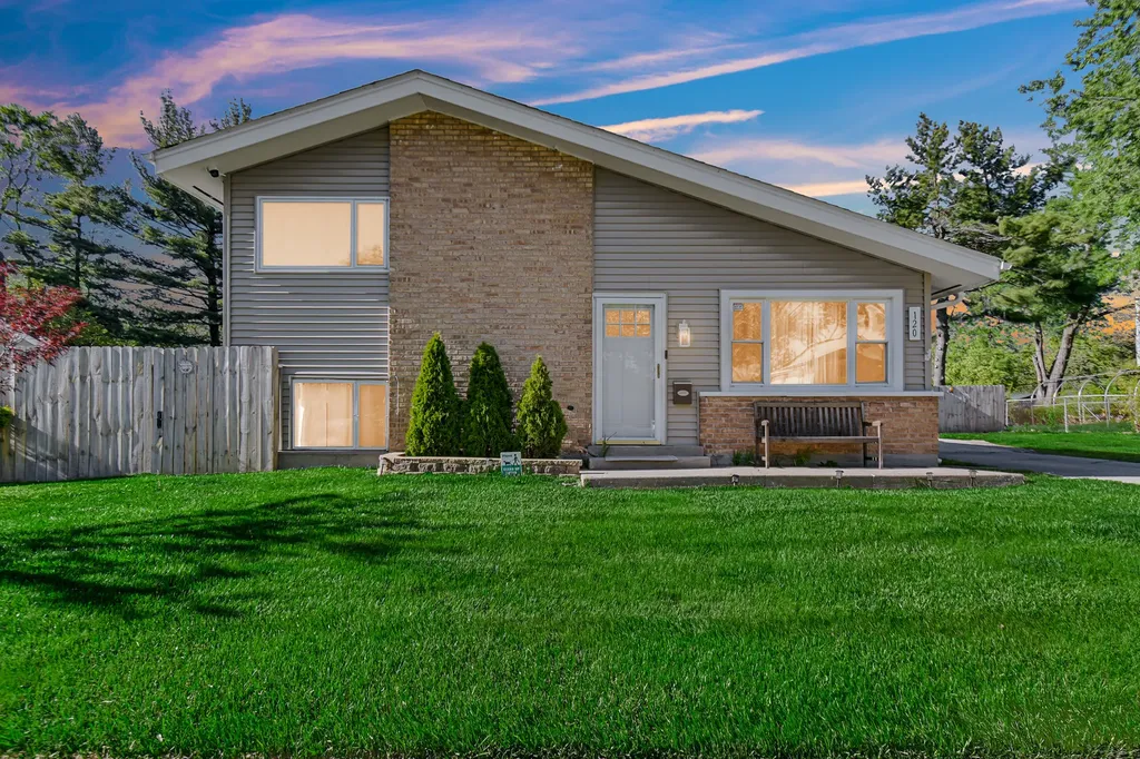 120 Westwood Drive Park Forest IL 60466