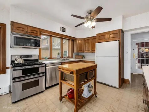 207 South Edgewood Avenue La Grange IL 60525