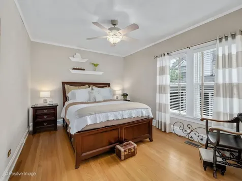 207 South Edgewood Avenue La Grange IL 60525