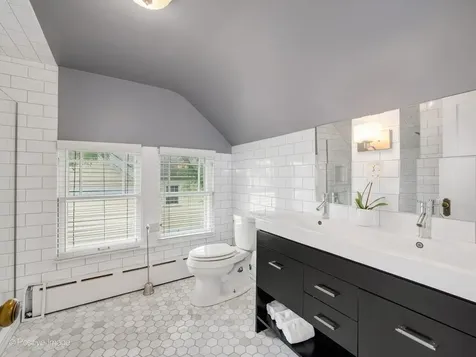 207 South Edgewood Avenue La Grange IL 60525