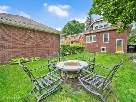 207 South Edgewood Avenue La Grange IL 60525