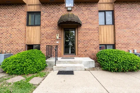 1010 Arlene Court Bloomington IL 61701