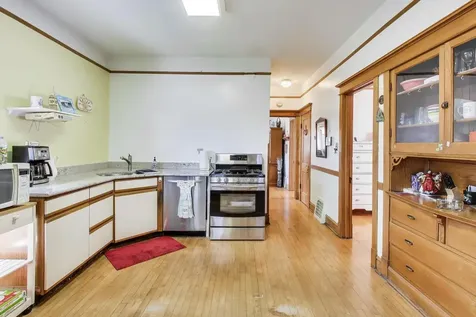 1331 Wesley Avenue Berwyn IL 60402
